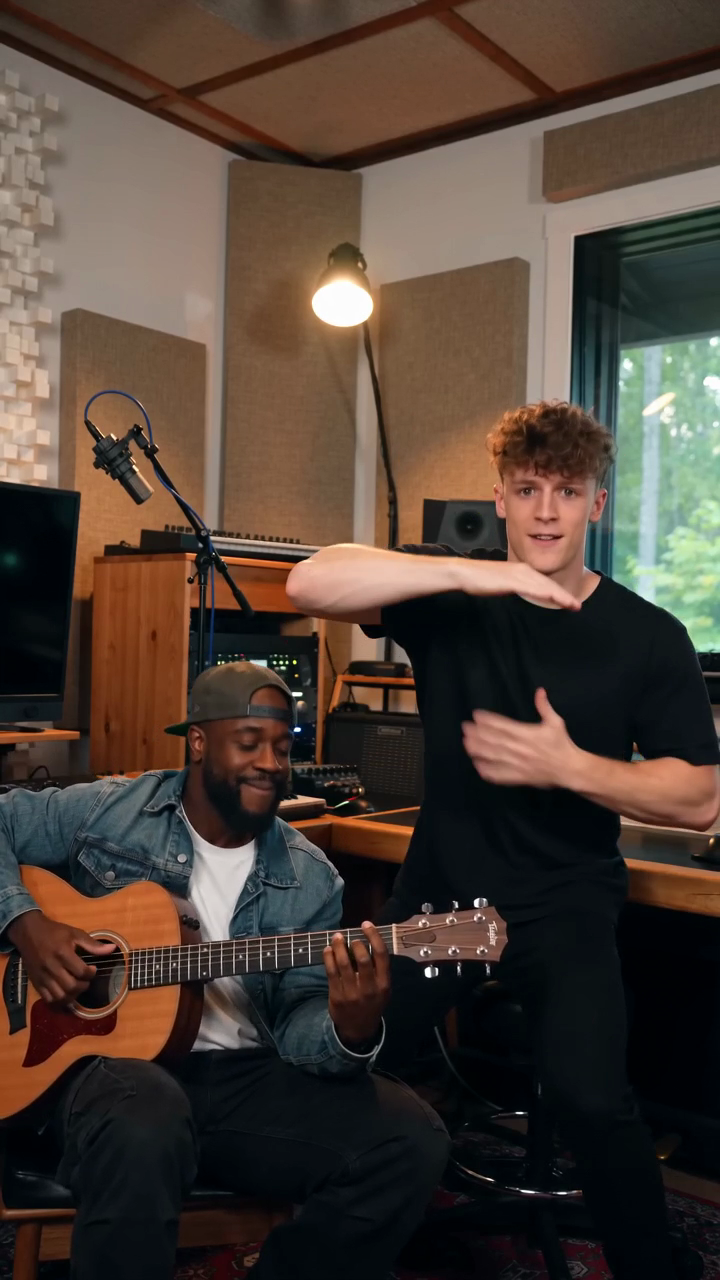Ukulele studio duet
